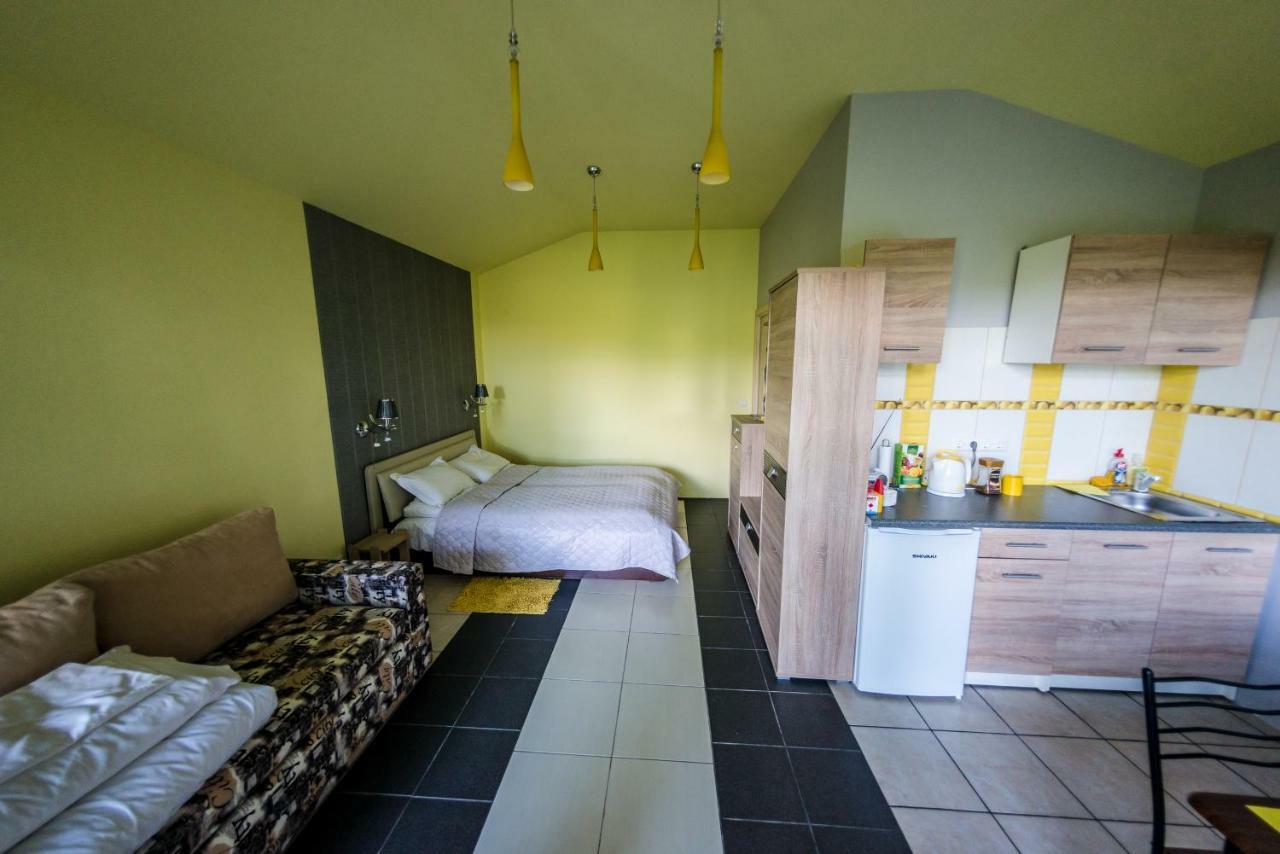 Holiday home Vip Yellow Dream House Geras Anyksciai