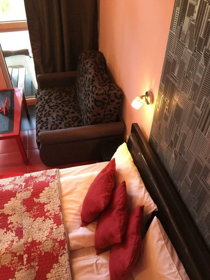 Vip Yellow Dream House Geras